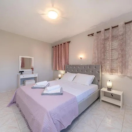 דירה Southbank Seafront *