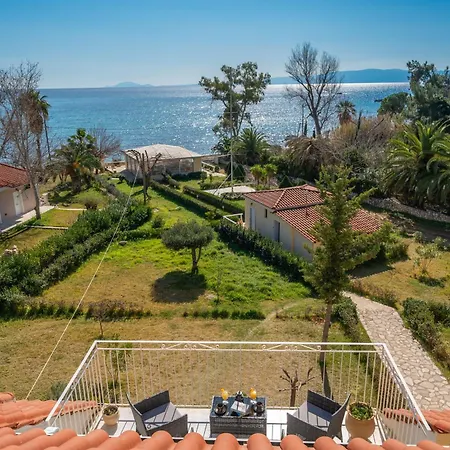 Southbank Seafront דירה