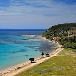Southbank Seafront Apartament Katelios