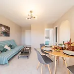 Apartament Southbank Seafront *