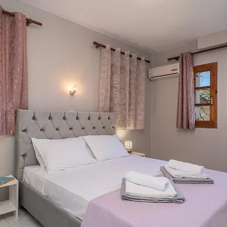 Southbank Seafront Apartment
