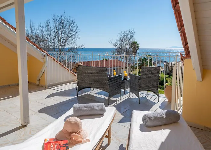 Southbank Seafront Appartement Katelios
