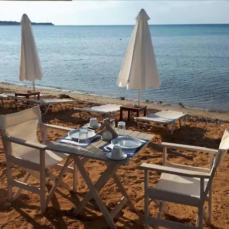 Southbank Seafront Apartament *