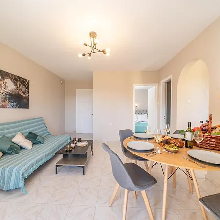 Apartament Southbank Seafront *